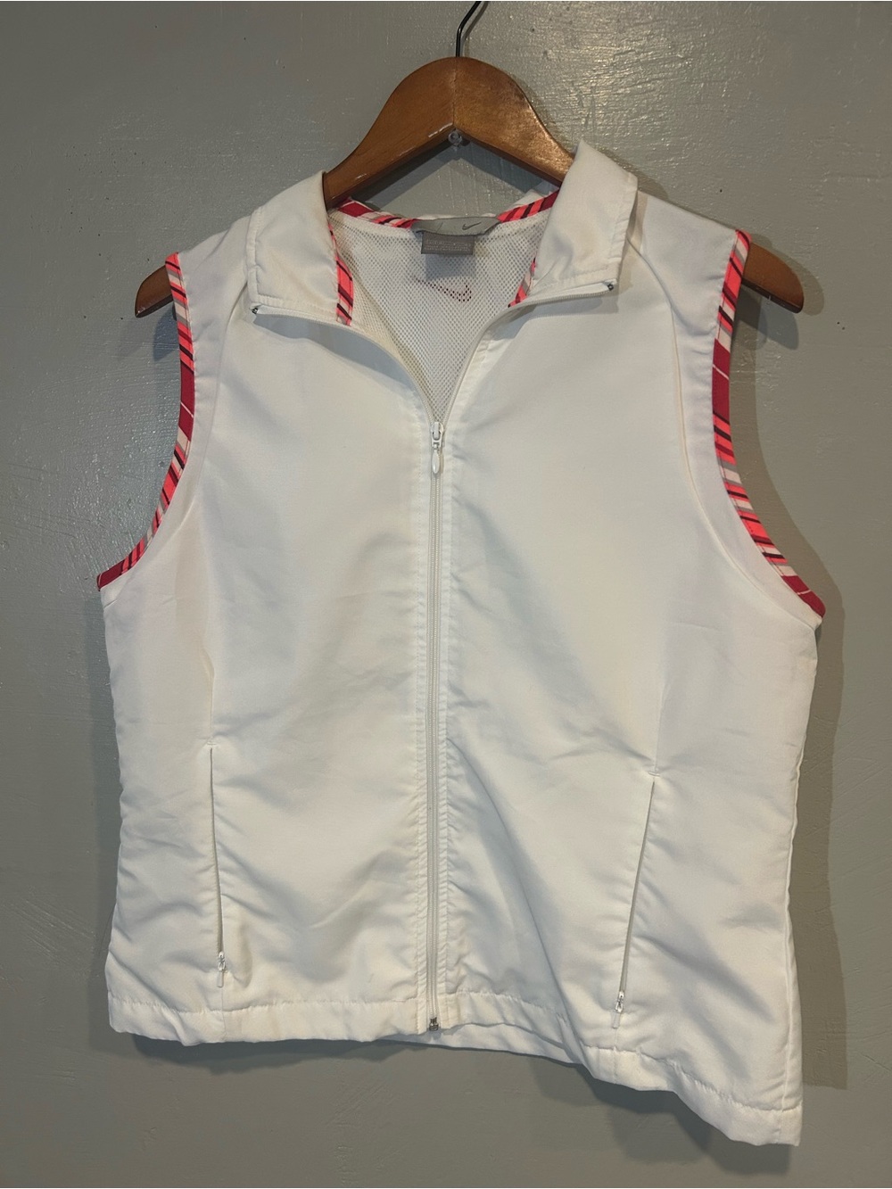 Nike White Sleeveless Zip Vest with Pink-Red Trim